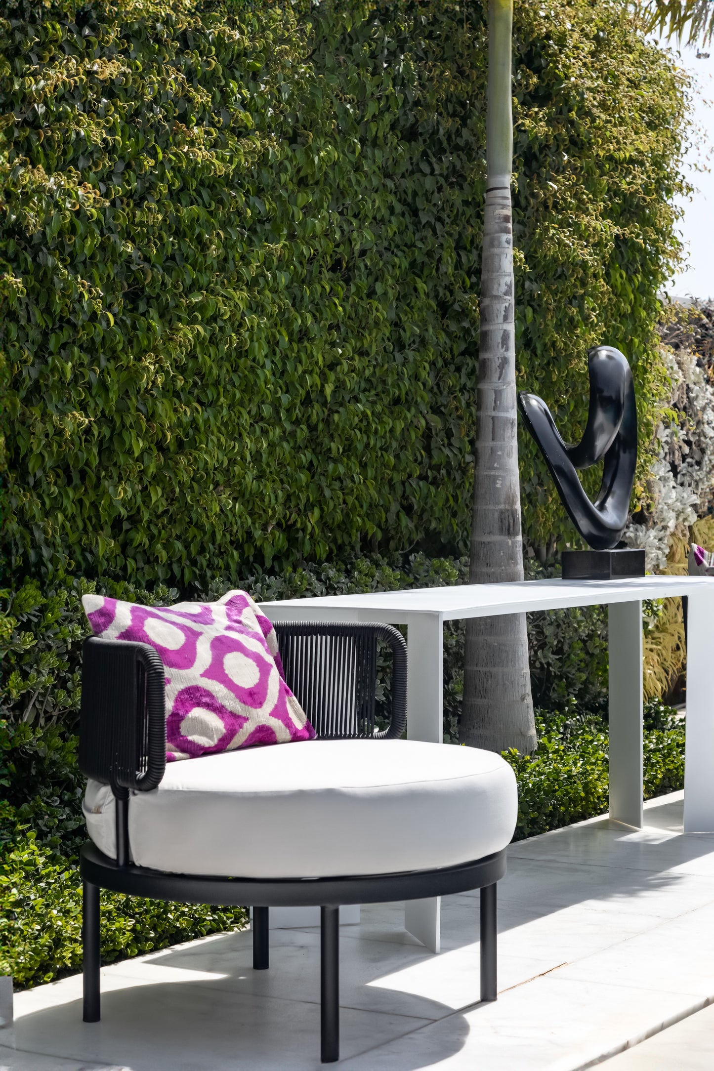 ROUND FAUTEUIL WITH ROPES